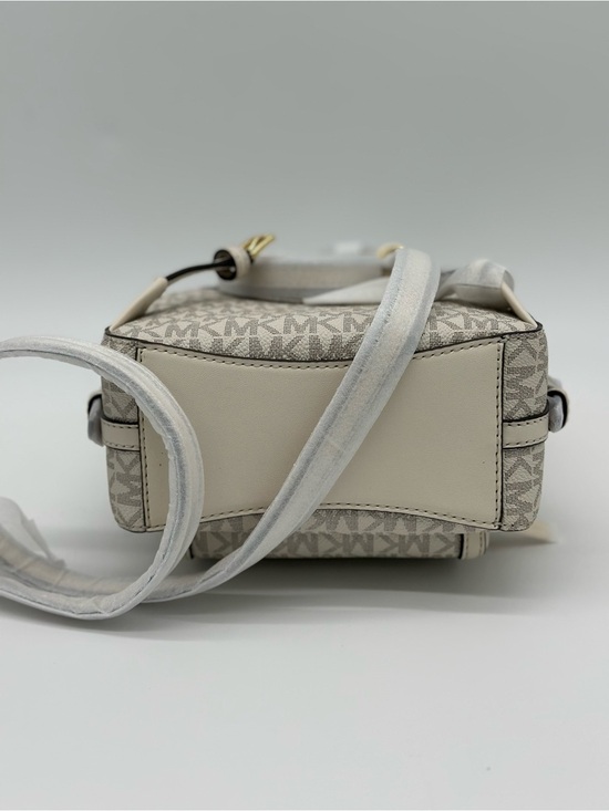 Michael Kors Cream Beige Signature Mini Backpack with Gold Hardware main image 8
